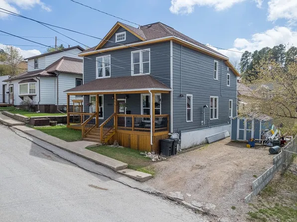 515 Sawyer St, Lead, SD 57754