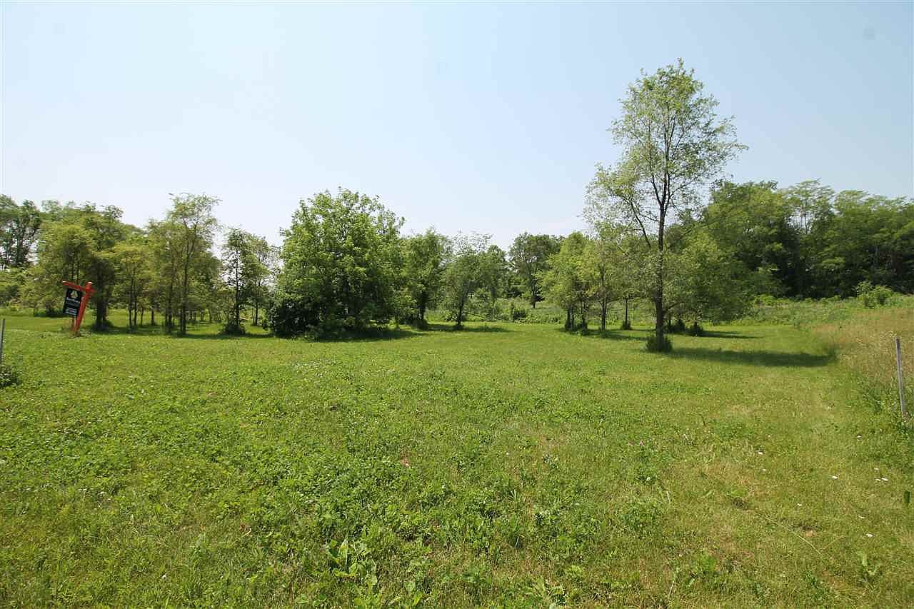 563 Greenway Point Dr, Janesville, WI 53548 Zillow