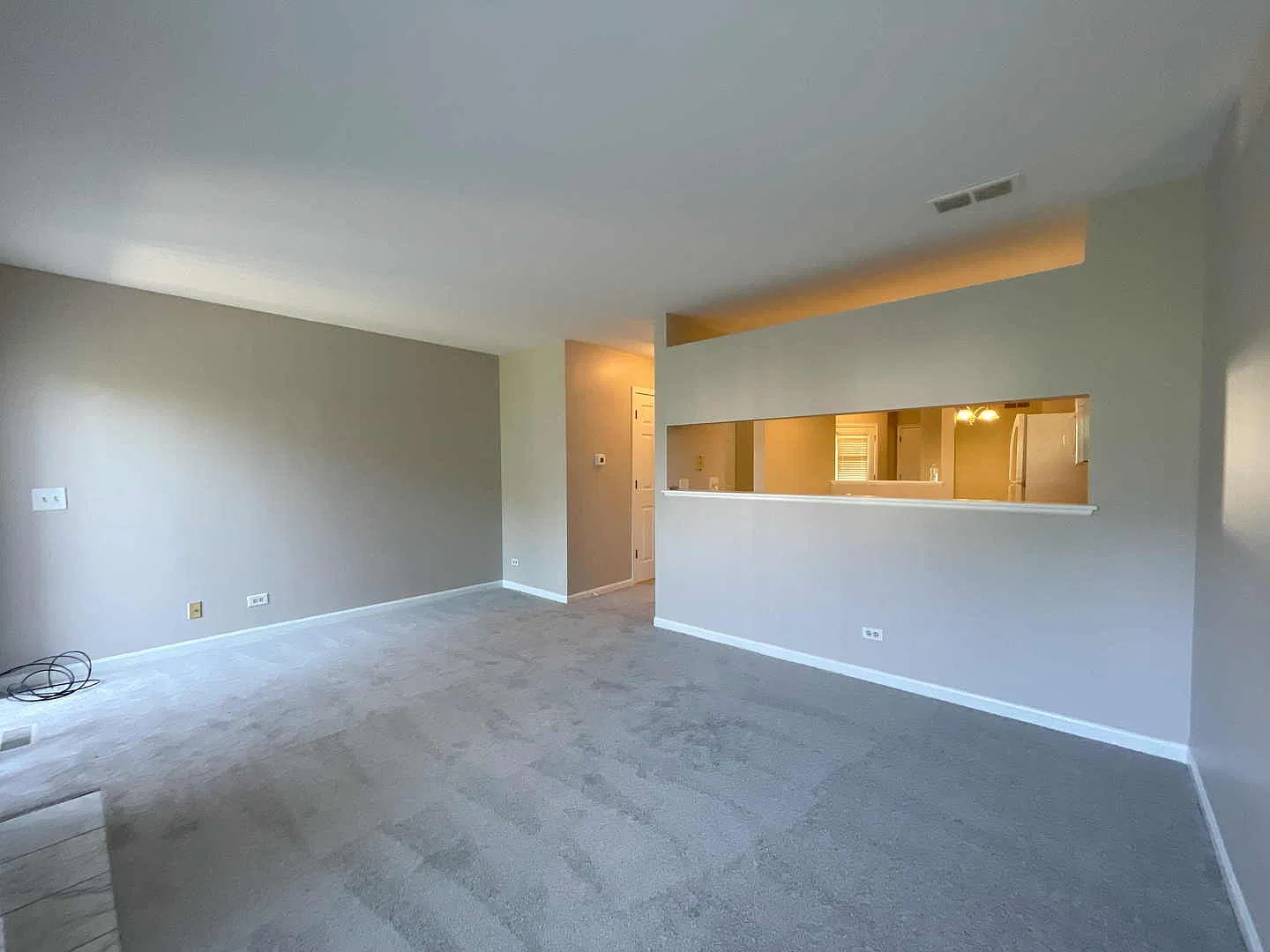 2 bed, 2.5 bath, 1330 sqft, $2,395 — Photo 3
