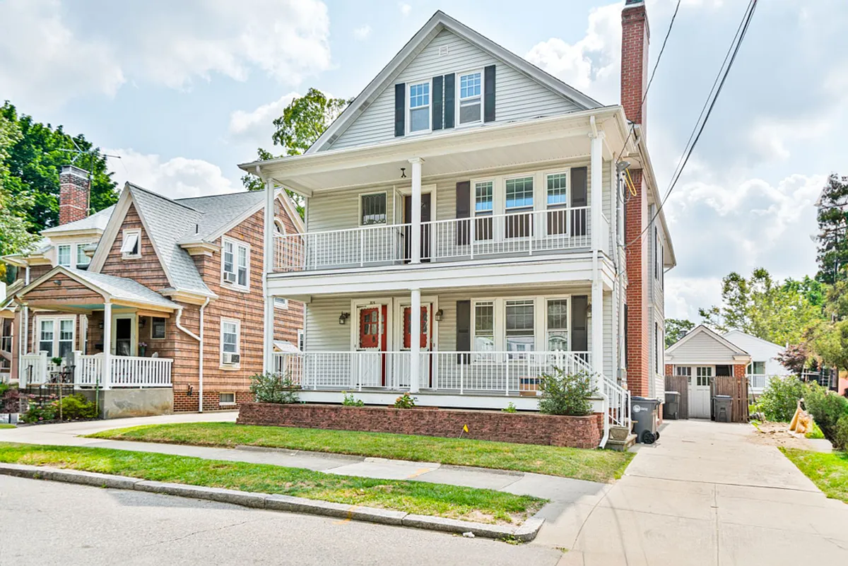 Building Photo - 103-105 Tyndall Ave #1