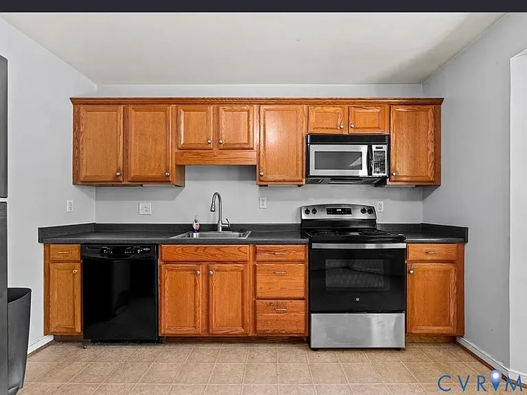 7500 Flag Tail Dr — Photo 8