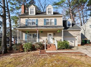 1701 Point Owoods Ct, Raleigh, NC 27604