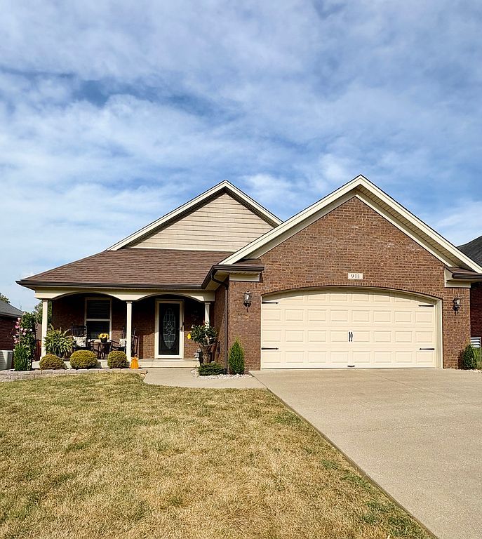 911 Silktree Cir - Property Image
