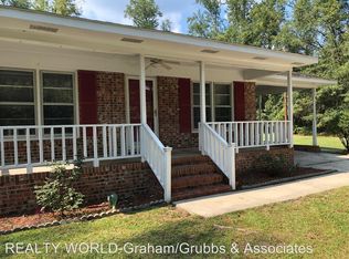 21820 Henry Smith Rd, Wagram, NC 28396