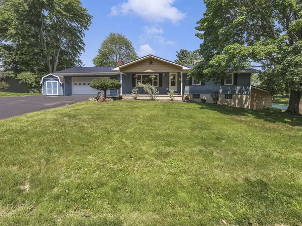 4476 Stiving Rd, Shelby, OH 44875