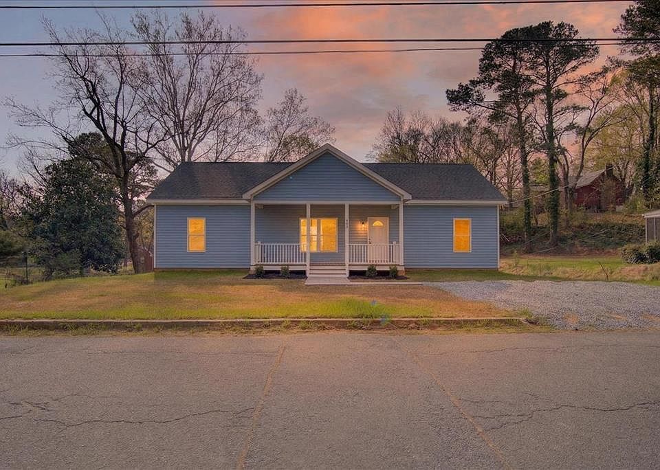 1st image of 403 Rose Hill Ave