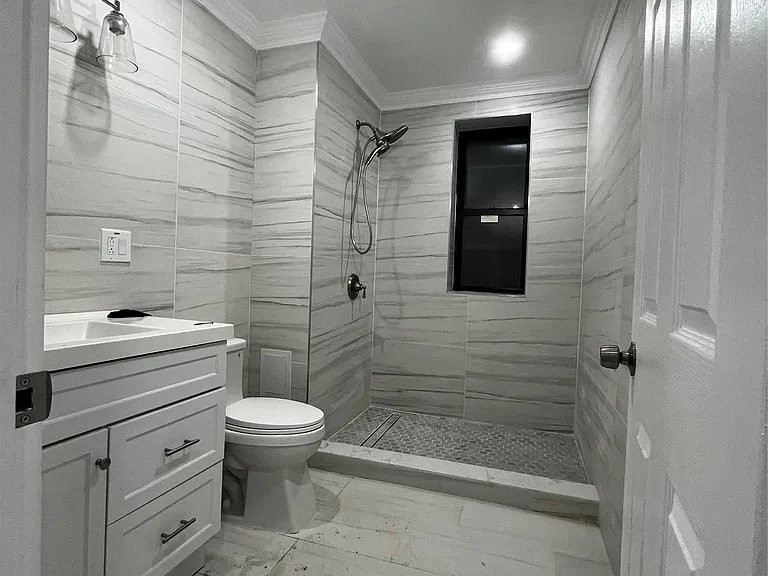 3294 Hull Ave #3 — Photo 8