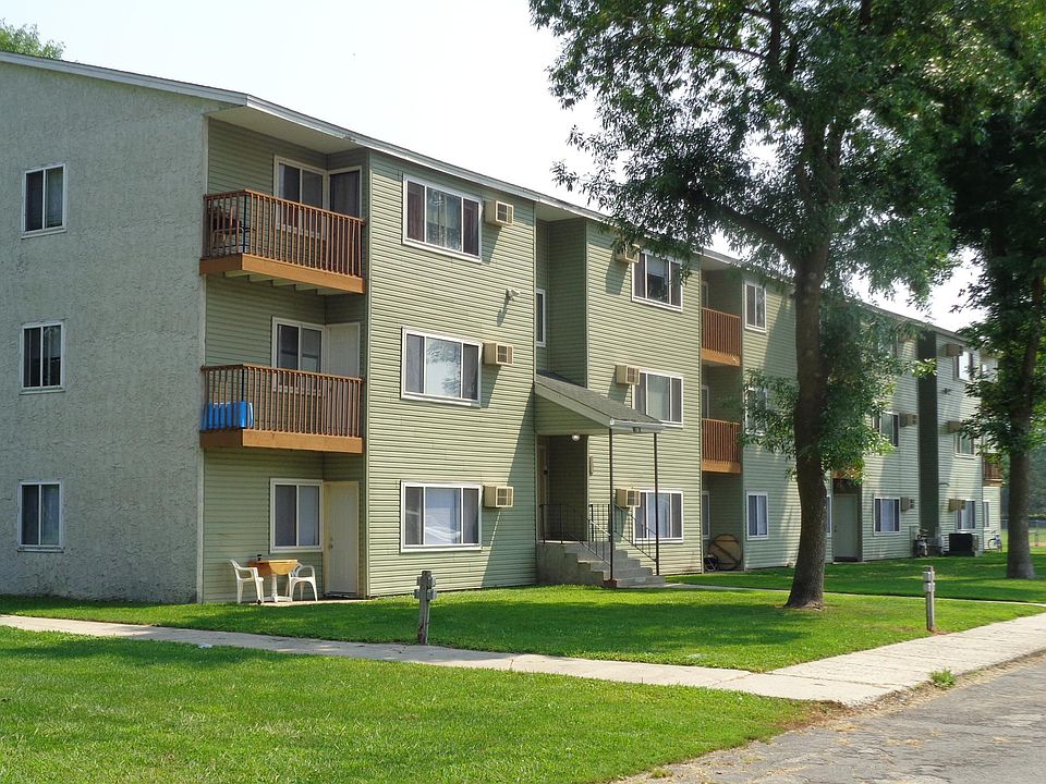 1st image of 808 E Evergreen Ave