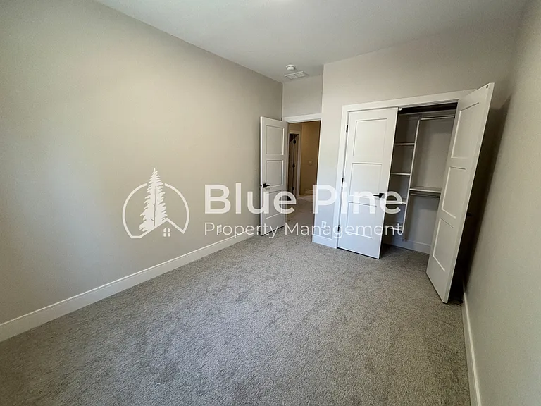 477 Easy St #1 — Photo 15
