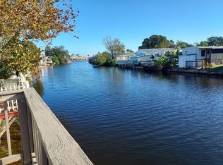 3652 Hula Cir, Ruskin, FL 33570