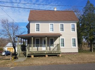 22 Quaker St, Port Elizabeth, NJ 08348