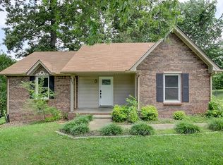 617 Ranch Hill Dr, Clarksville, TN 37042