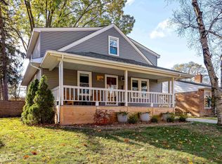 424 Parkland Blvd, Clawson, MI 48017