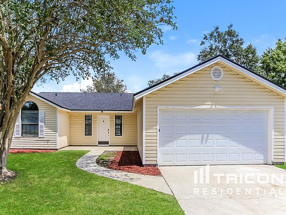 2nd image of 2551 Eiffel Cir W