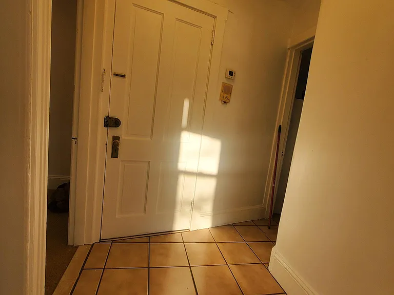 213 Lippincott Ave #2 — Photo 7