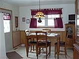 5th image of 122 Lilac Dr