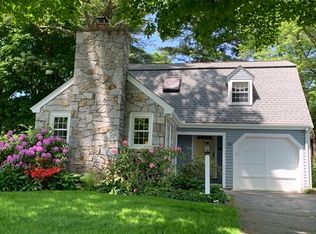 16 Northgate Rd, Wellesley, MA 02481