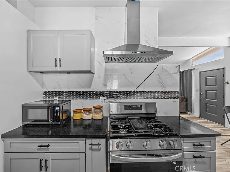 9417 Mango Ave — Photo 14