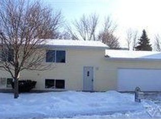 2109 E Tricia Ln, Sioux Falls, SD 57103