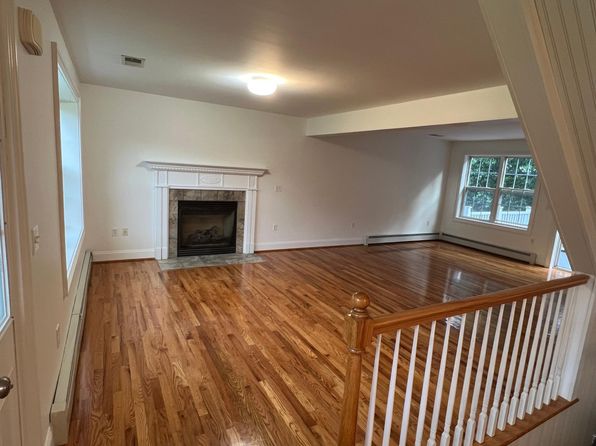 (undisclosed Address)