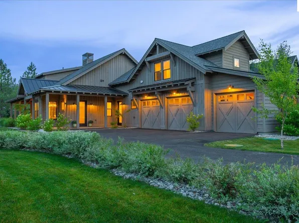 428 W Beach Ct, Dover, ID 83825