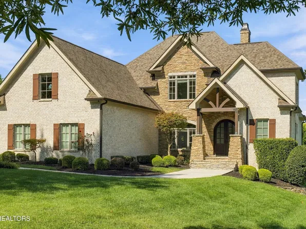 404 Stone Villa Ln, Knoxville, TN 37934