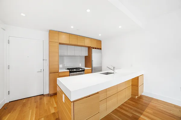 Rented by Mirador Real Estate | media 32