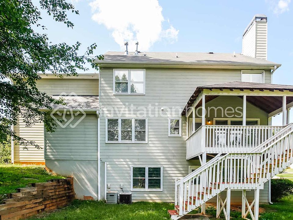 2nd image of 71 Garrison Dr