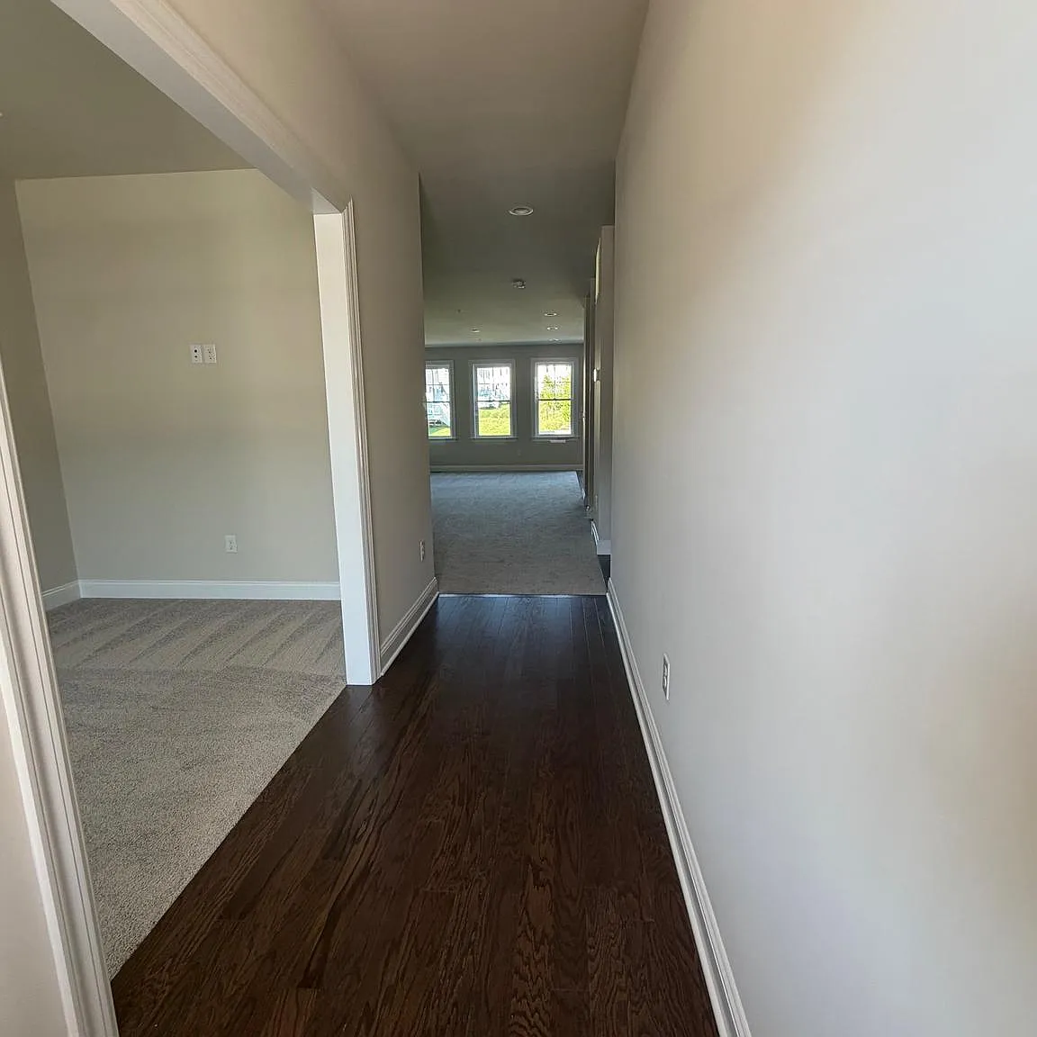 3 bed, 2.5 bath, 2640 sqft, $3,700 — Photo 3