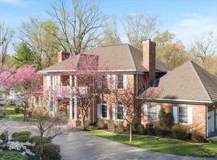 532 Walker Rd, Great Falls, VA 22066