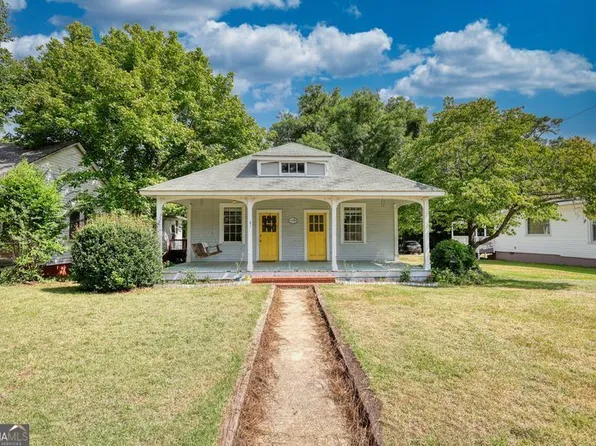 41 N Broad St, Covington, GA 30014