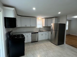 139 Bradford St #1, Bristol, RI 02809