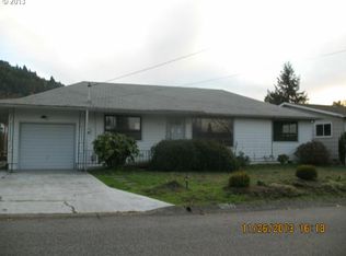 2839 W Langenberg Ave, Roseburg, OR