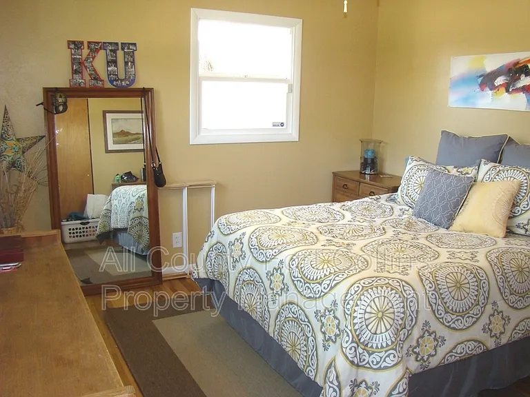 1312 Lakewood Dr — Photo 15