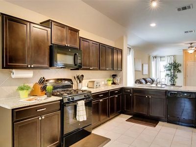 10204 Gertrudis Loop, Austin, TX, 78747
