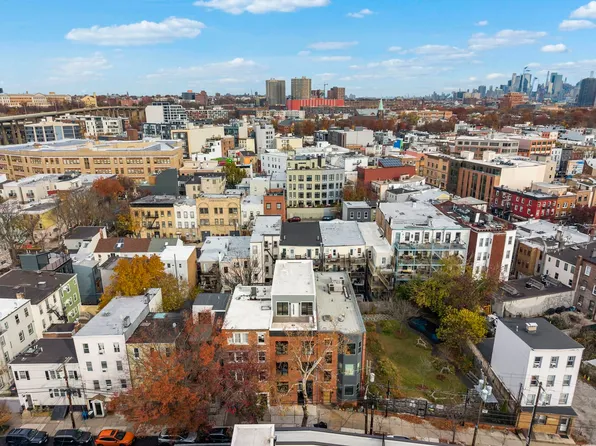 392 1st Street image 32 of 33