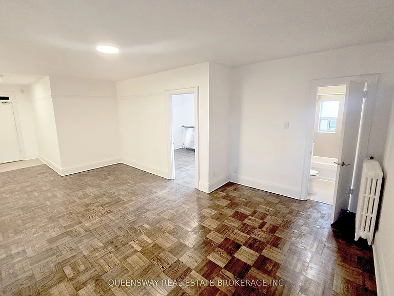 110 Wellesley St E #508 — Photo 10