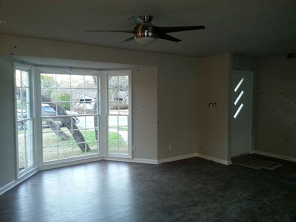 2nd image of 5808 Marilyn Dr