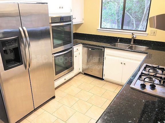 3rd image of 4084 Los Altos Dr