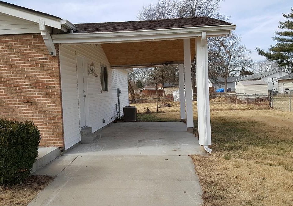 1st image of 3033 Mediterranean Dr