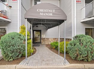 10-12 Chestnut St #202A, Suffern, NY 10901