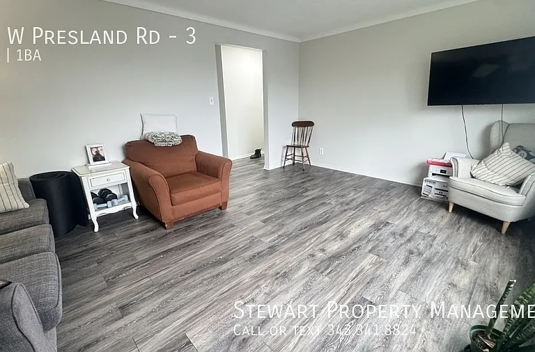 10 Presland Rd W #3 — Photo 4