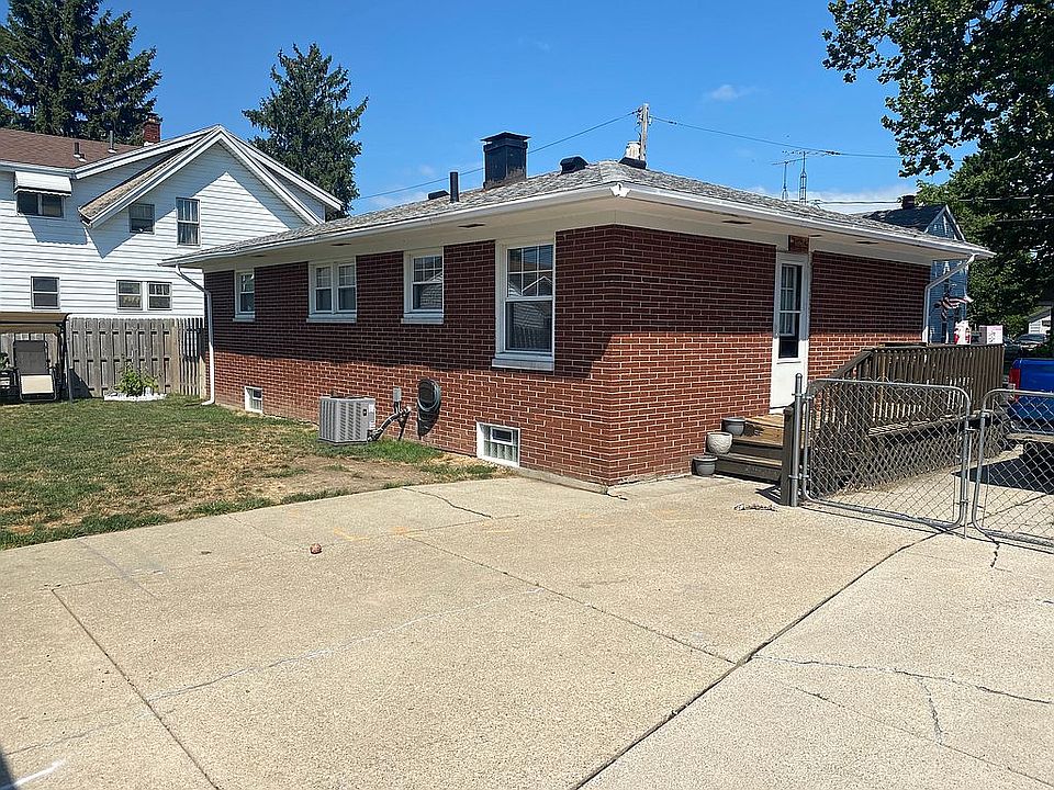 1st image of 3242 136th St