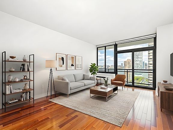 5th image of 389 Washington St APT 18H