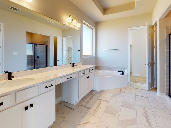 Firethorne - Wesley Interior Image 4