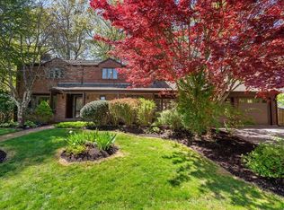 2 Carlisle Ter, Natick, MA 01760