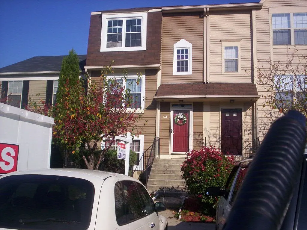 13 Heather Ln photo 1