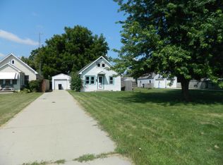 2206 Orchard St, Racine, WI 53405