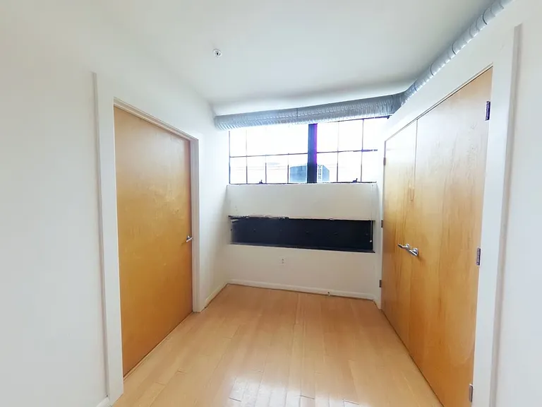 1011 W Marshall St #120 — Photo 4
