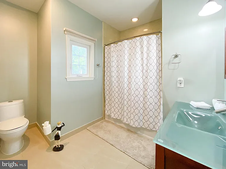 1947 Fay Pl — Photo 25